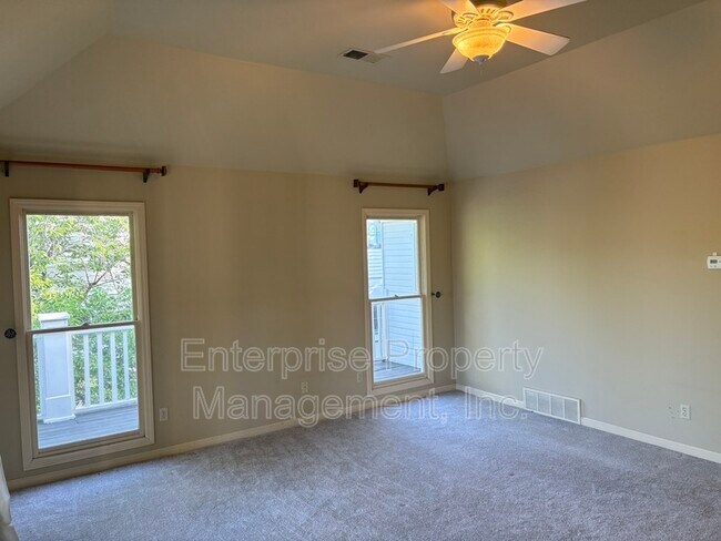 Building Photo - 958 Harbor View Dr