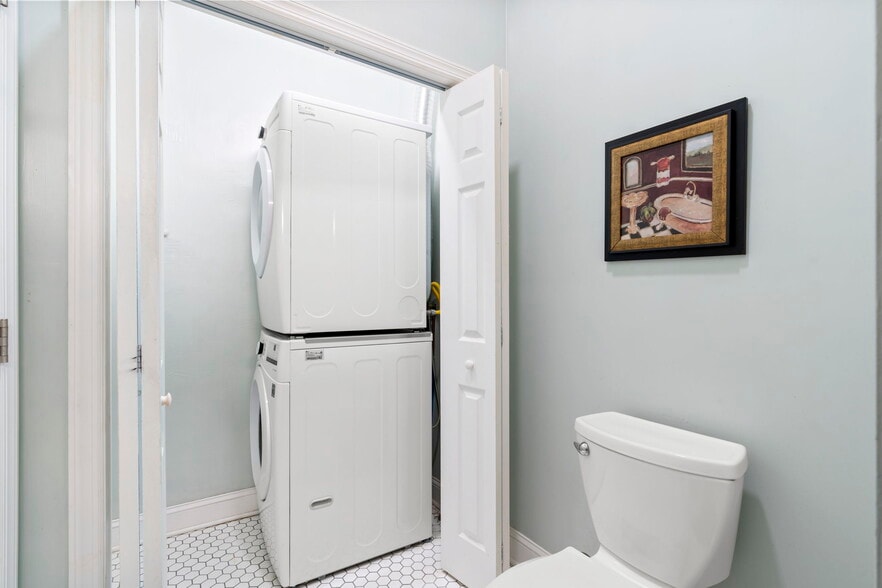 Laundry Closet - 779 N 27th St