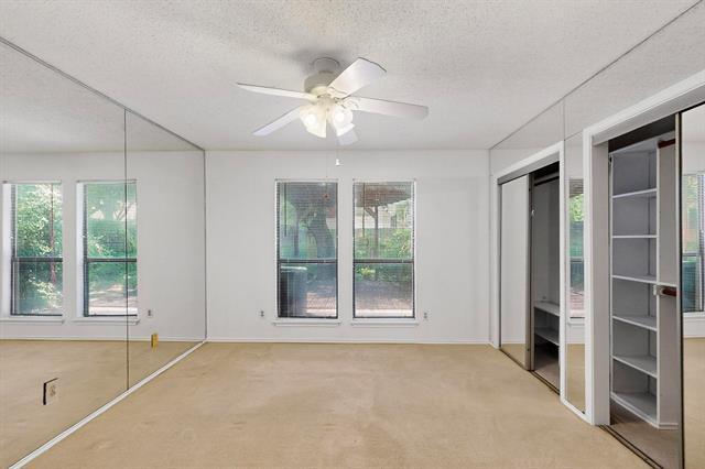 Building Photo - 2205 La Costa Dr
