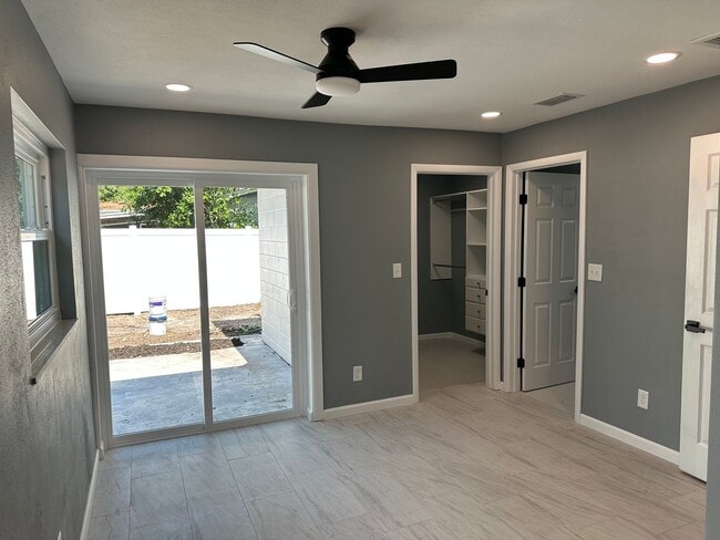 Building Photo - Completely Renovated Home