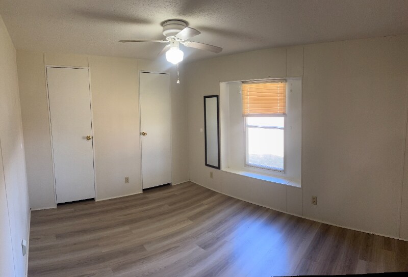 Building Photo - 9631 Arleen Ave