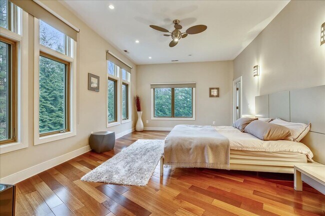 Building Photo - INCREDIBLE 6BR Home in Cabin John. Priced ...