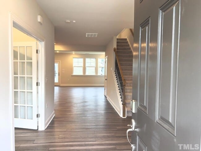 Building Photo - 341 Natsam Wds Wy