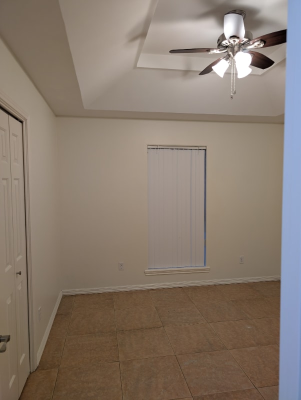 Building Photo - 2305 E 27th St