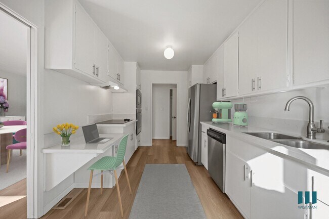 Building Photo - Montana View by Wiseman