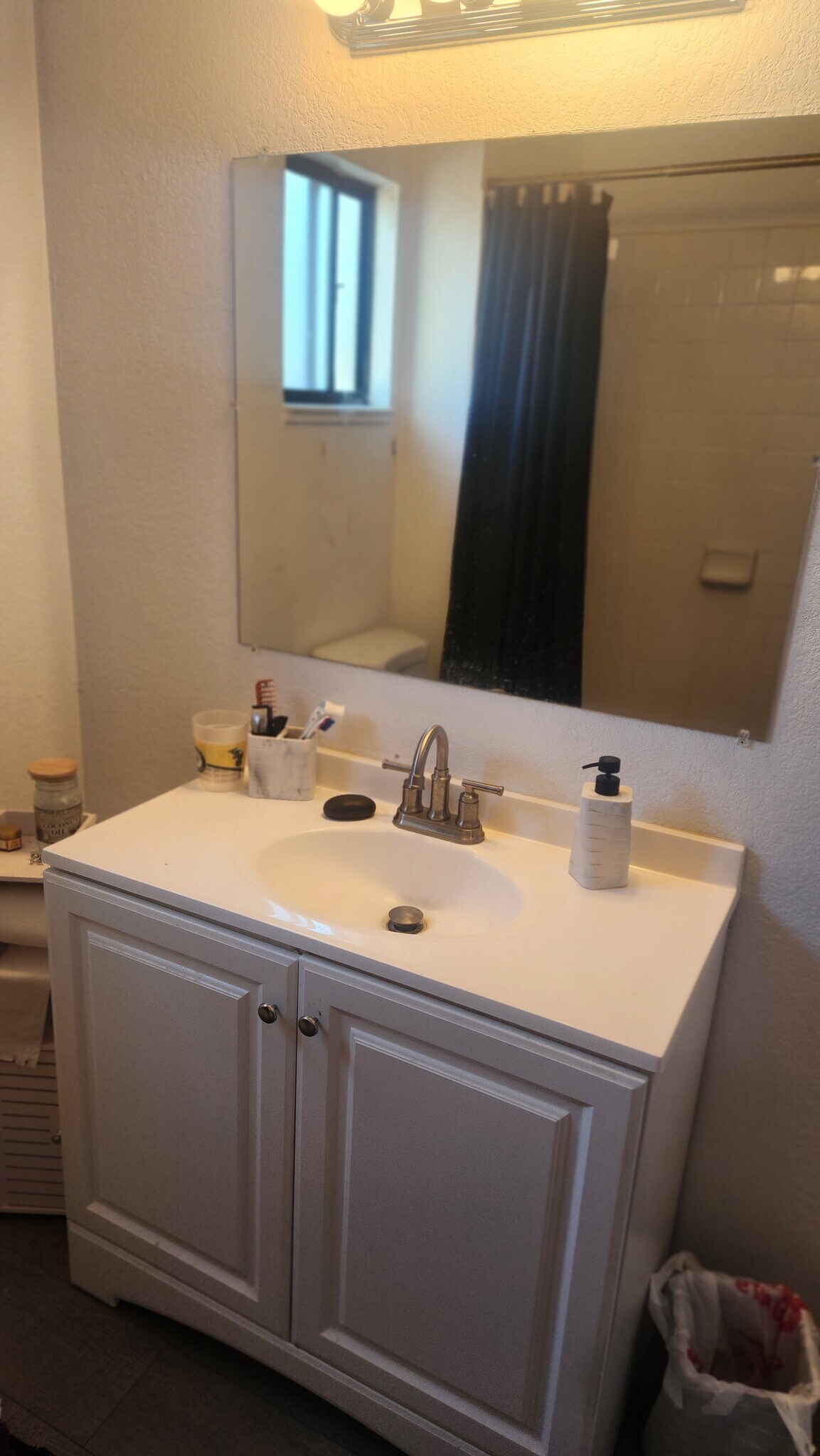 Building Photo - 1503 El Monte Ave