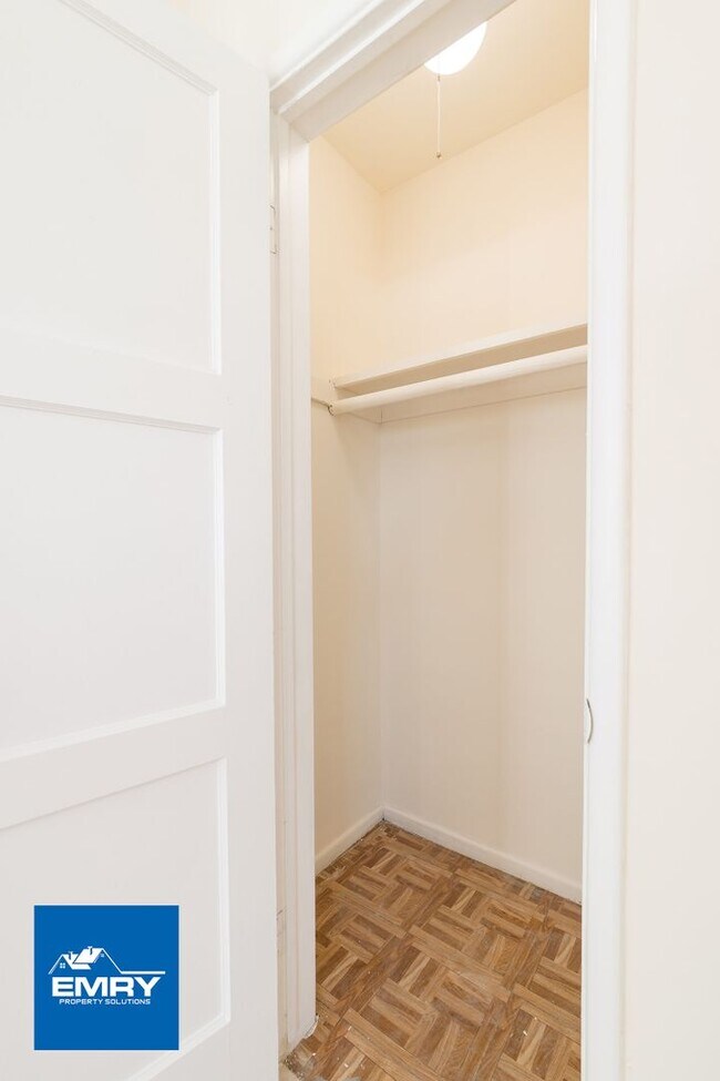 Building Photo - 11609 Lugo Park Ave