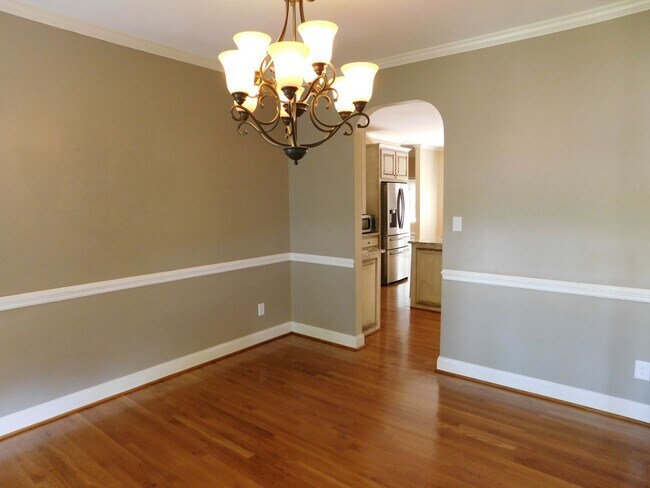 Building Photo - 300 Taliaferro Ln