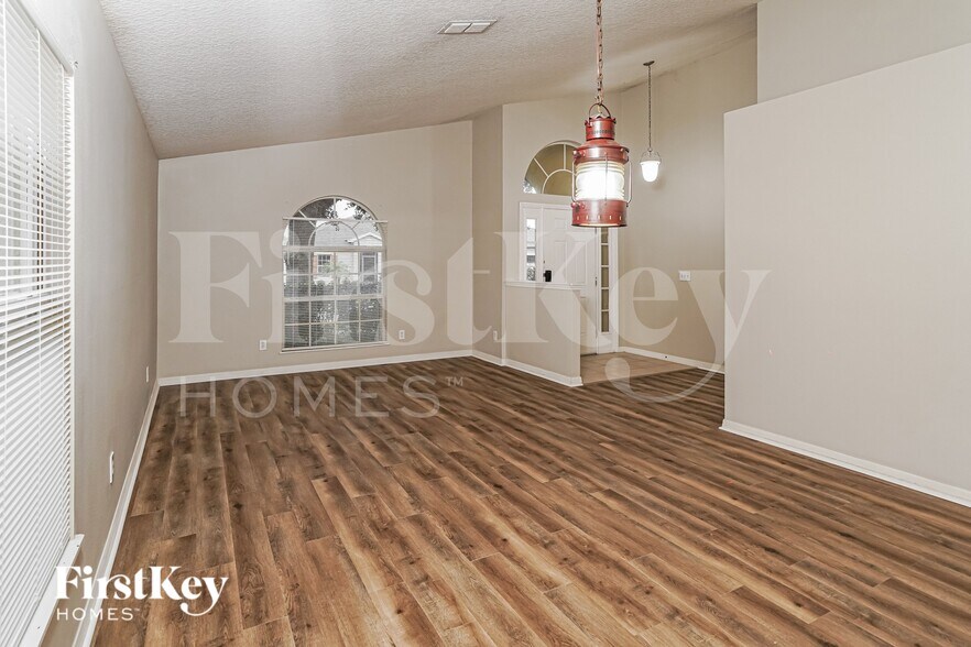 Building Photo - 536 Haines Trail