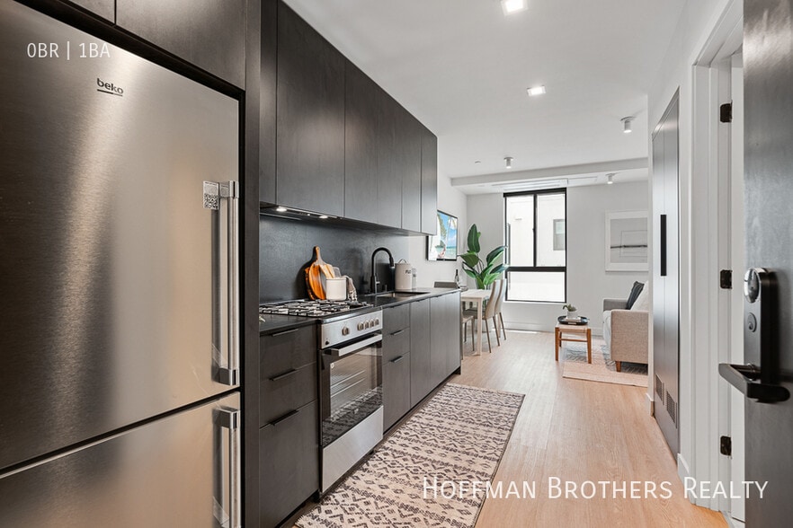 Building Photo - 3688 Overland Ave