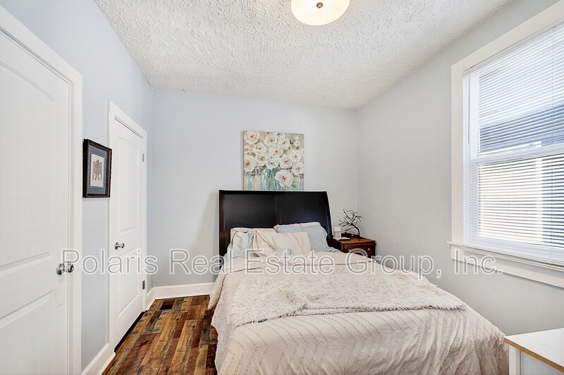 Building Photo - 1201 St Peter St