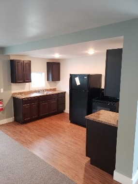 Kitchen - 66 Maple Ave