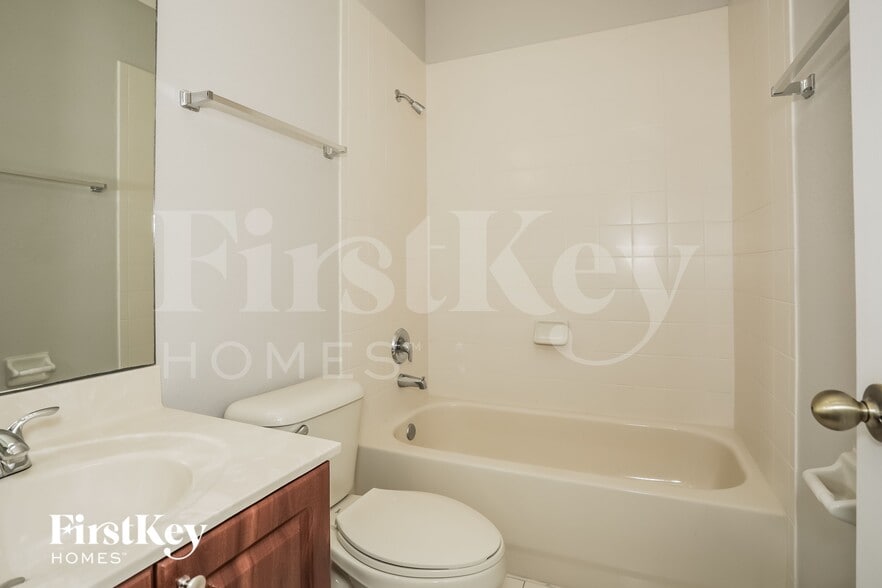 Building Photo - 21471 SW 86th Pl