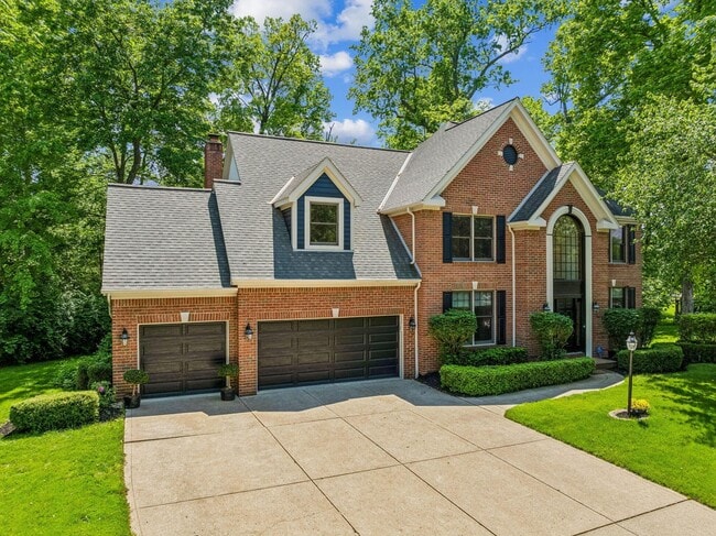 Building Photo - 1229 Whispering Meadow Ct