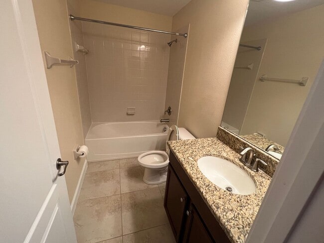 Building Photo - INDEPENDENCE IN WINTER GARDEN 4 BEDROOM RE...