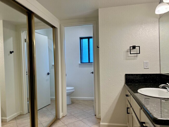 Building Photo - Classic Granite Bay Ranch Style 3/2/3 w Pasture