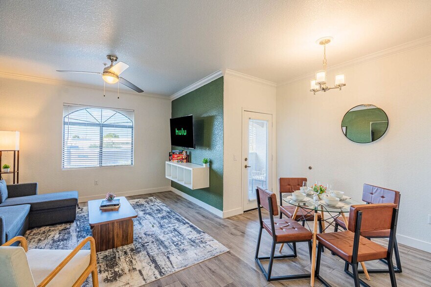 Building Photo - 2150 S 55th St