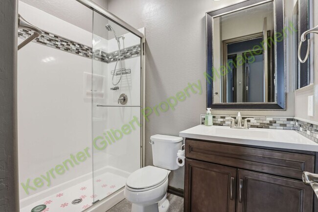 Building Photo - Beautiful 4-bed/3.5-bath Gilbert Home in Gilbert’s Cooley Station!