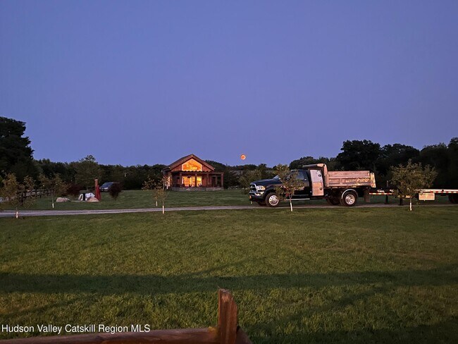 Building Photo - 868 Co Rte 19
