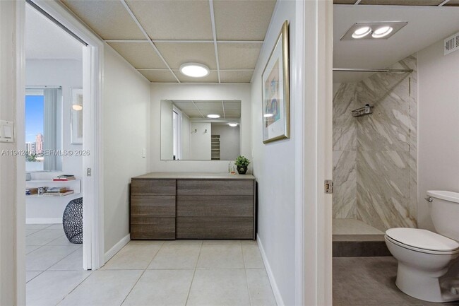 Building Photo - 1151 N Fort Lauderdale Beach Blvd