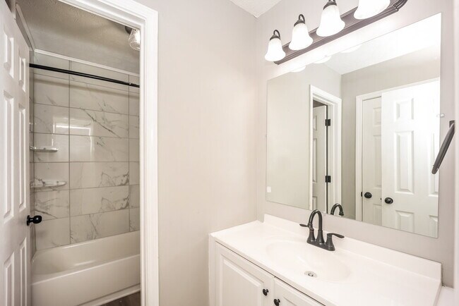 Building Photo - 7671 Antebellum Ln