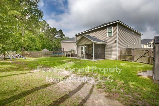 Building Photo - 159 Meadow Wood Rd