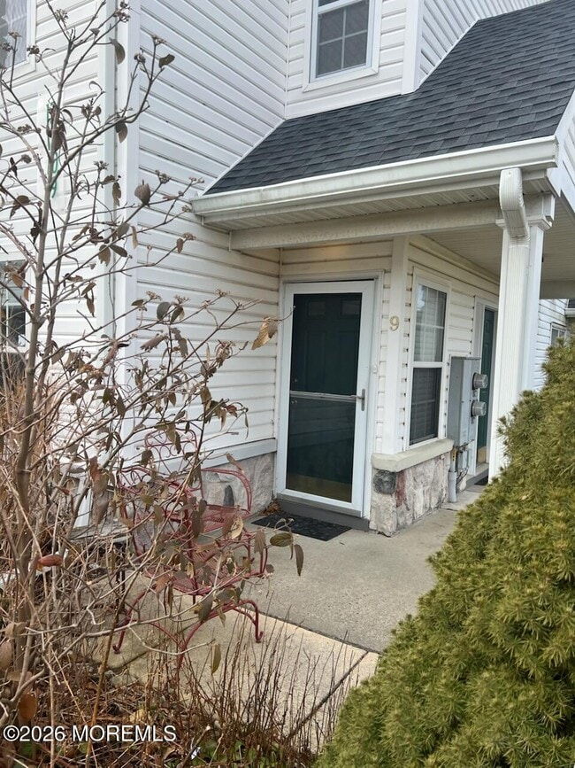 Building Photo - 9 Des Moines Ct