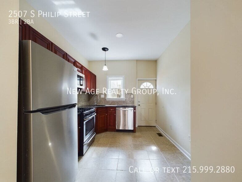 Building Photo - 2507 S Philip St