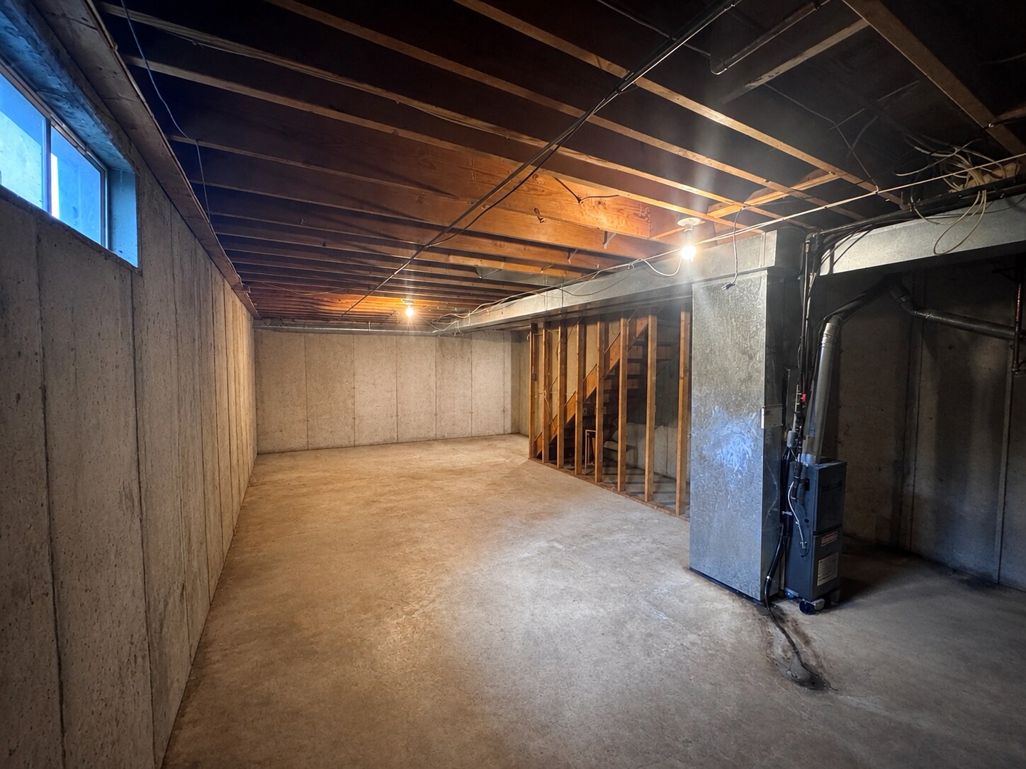 Building Photo - 1312 Falls Ct