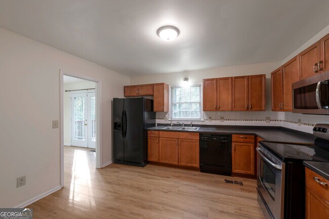 Building Photo - 5249 Cherry Hill Ln