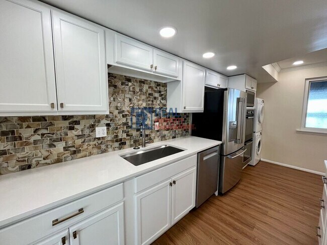 Building Photo - 12143 Bannock St