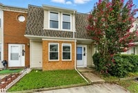 Building Photo - 1323 Longlac Rd