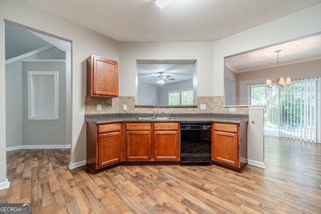 Building Photo - 1346 Upshur Pl NE