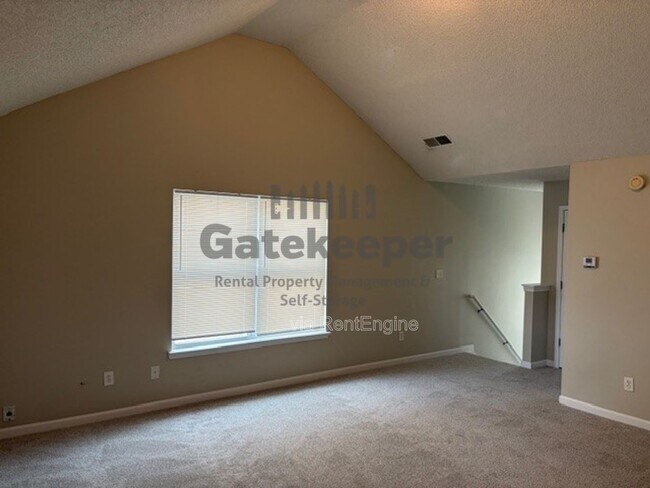 Building Photo - 8882 Seneca Rd