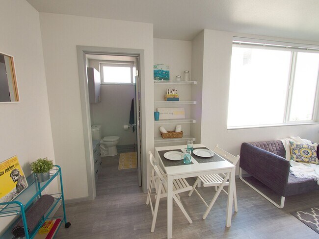 Building Photo - Fauntleroy Lofts - West Seattle Micros. 3-...