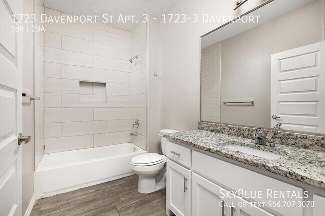 Building Photo - 1723 Davenport St
