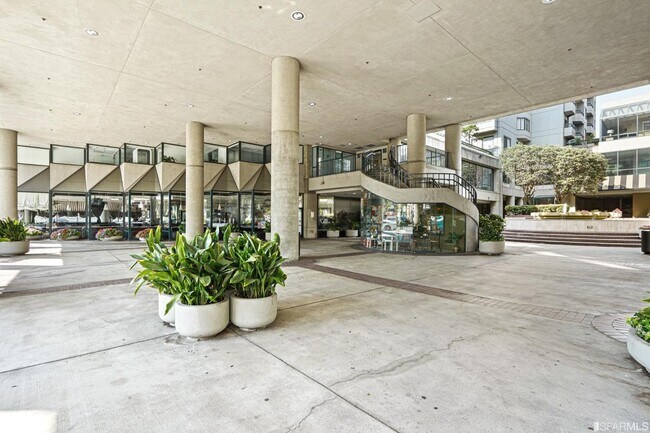 Building Photo - 601 Van Ness Ave