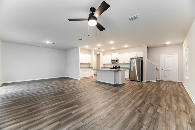 Building Photo - Silver Birch Home Design