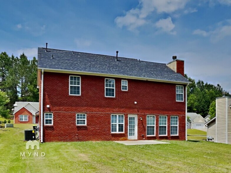 Building Photo - 5757 Village Loop