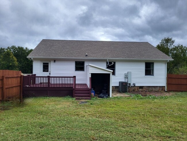 Building Photo - 3 bedroom home in Maiden