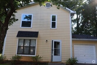 Building Photo - Single Family Home