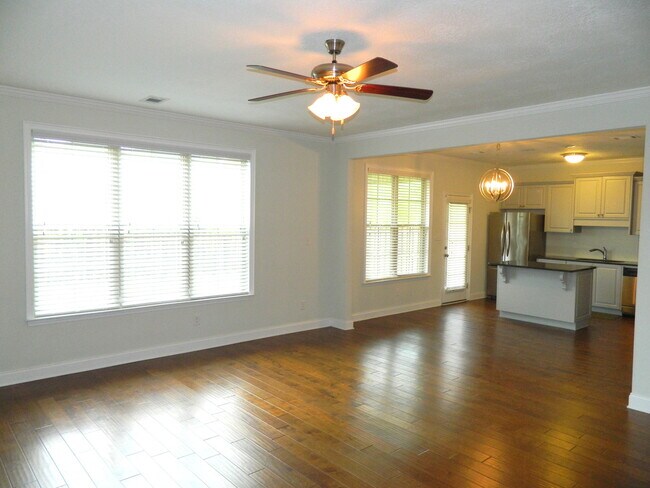Building Photo - 5564 Connor Dr