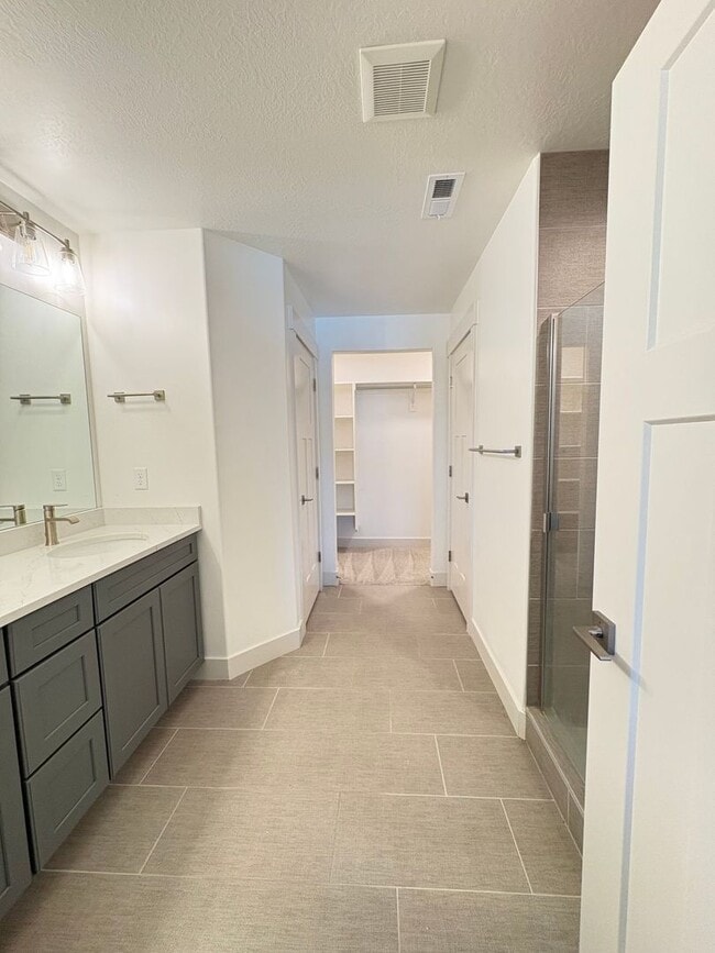 Building Photo - 1754 N Blaze Ln