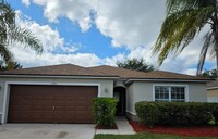 Building Photo - 1745 Strathmore Cir