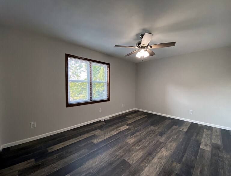 Building Photo - 2933 Cimarron Trl