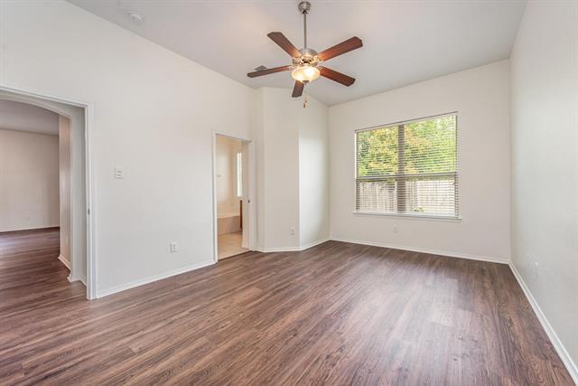 Building Photo - 508 Maplewood Dr