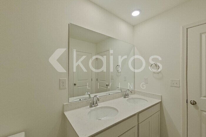 Building Photo - 217 Ascension Wy