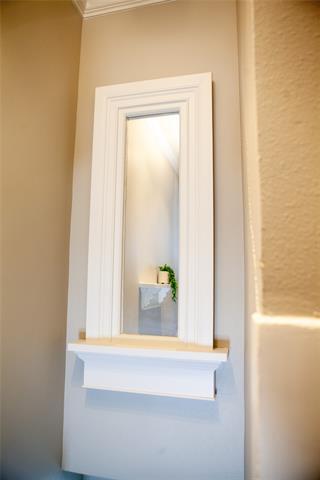 Building Photo - 5347 Lewis St