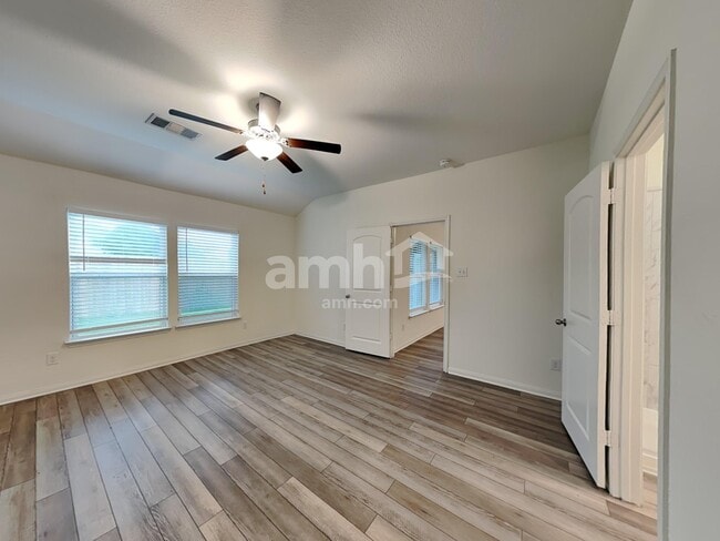 Building Photo - 1270 Treeta Trail
