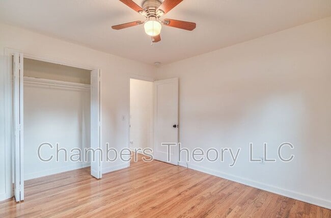 Building Photo - 1252 NW Milwaukee Ave